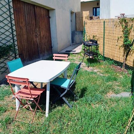 Maison 4 Pers Avec Jardin Au Pied Des Montagnes Риа Экстерьер фото