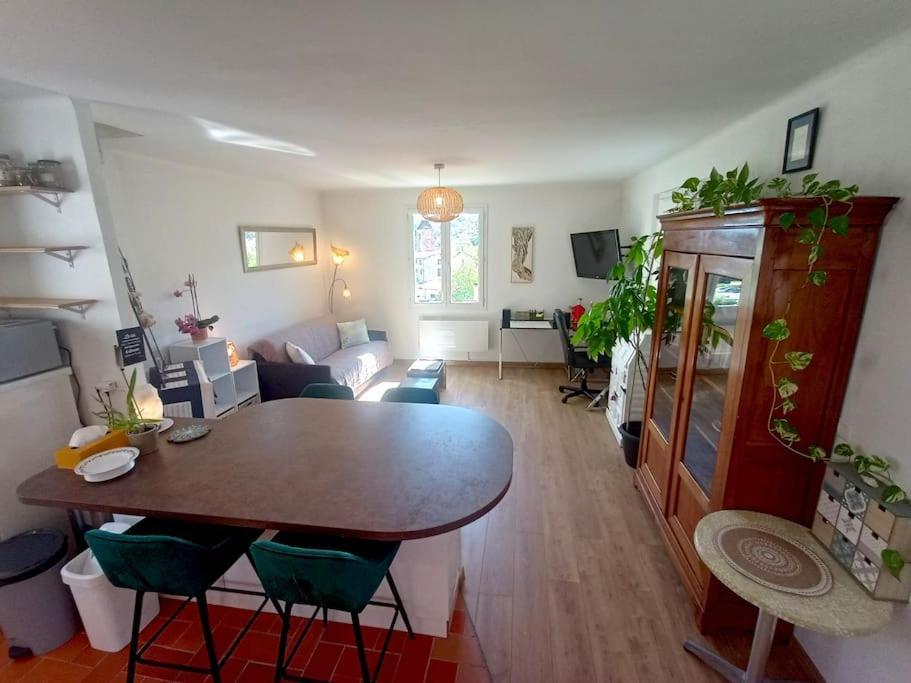 Maison 4 Pers Avec Jardin Au Pied Des Montagnes Риа Экстерьер фото